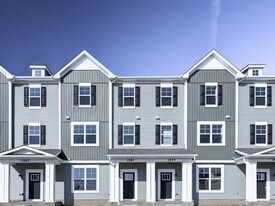 1587 Syracuse Dr in Grayslake, IL - Building Photo