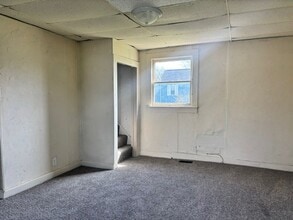 1425 E Uhlhorn St in Evansville, IN - Building Photo - Building Photo