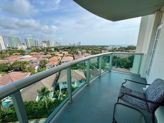 19370 Collins Ave in Sunny Isles Beach, FL - Building Photo - Building Photo