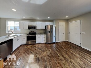 2057 W Adriatic Pl in Englewood, CO - Building Photo - Building Photo