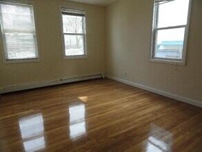 27 Mount Vernon St, Unit 1 in Cambridge, MA - Building Photo - Building Photo