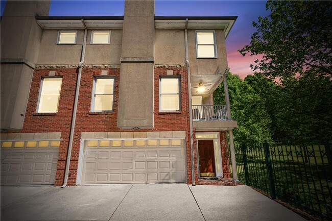 683 Bonaventure Ave NE in Atlanta, GA - Building Photo - Building Photo