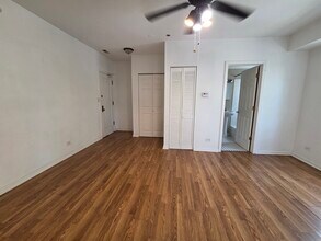 4425 N Lawndale Ave in Chicago, IL - Building Photo - Building Photo