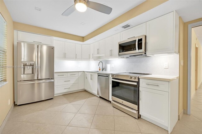 property at 933 Cypress Grove Dr