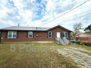 1203 Sylvia Dr in Nashville, TN - Building Photo - Building Photo