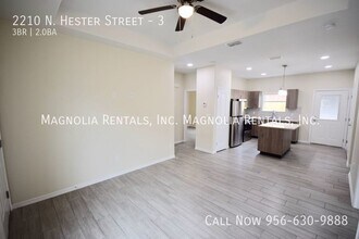 2210 N Hester St in Edinburg, TX - Building Photo - Building Photo