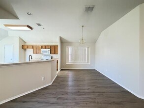 8513 Cactus Flower Dr in Fort Worth, TX - Building Photo - Building Photo