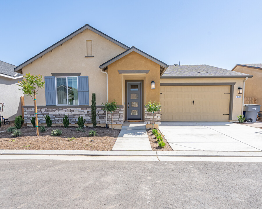 6563 E Tobey Ave in Fresno, CA - Foto de edificio