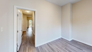 129 Eutaw St in Boston, MA - Foto de edificio - Building Photo