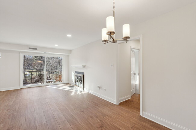 517 Old Forge Crossing in Devon, PA - Building Photo - Building Photo