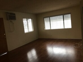 224 W Palm Ave-Unit -D in Monrovia, CA - Building Photo - Building Photo