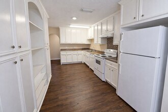 1611 Campbell Ln in Galveston, TX - Building Photo - Building Photo