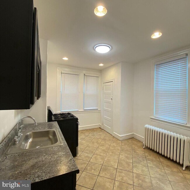 6331 Germantown Ave in Philadelphia, PA - Building Photo - Building Photo