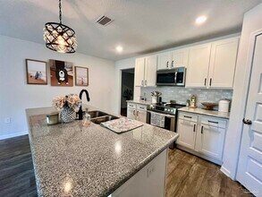 5789 Guinevere Ln in Milton, FL - Building Photo - Building Photo