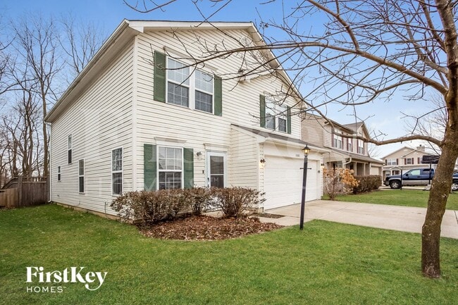 15563 Dusty Trail in Noblesville, IN - Building Photo - Building Photo