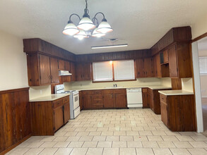 4405 48th St in Lubbock, TX - Building Photo - Building Photo