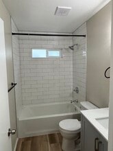 80 Kaer Ave in Red Bluff, CA - Foto de edificio - Building Photo