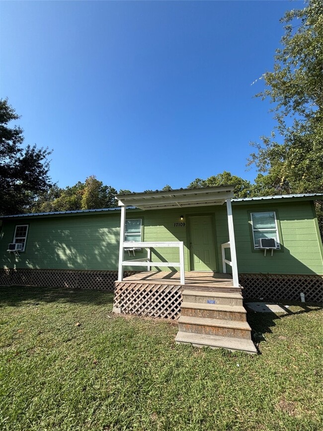 property at 17109 River Rd