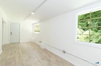 30 Grove St in Branford, CT - Building Photo - Building Photo