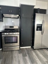 501 Linda Vista Dr in Bakersfield, CA - Building Photo - Building Photo
