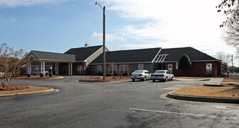 Crestfield Apartments in Benson, NC - Building Photo
