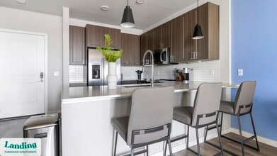 6850 Foxtail Palm Wy, Unit 5111 in Bradenton, FL - Building Photo - Building Photo