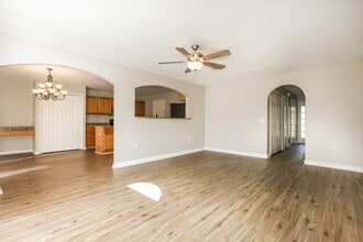 939 Brenton Leaf Dr in Ruskin, FL - Building Photo - Building Photo