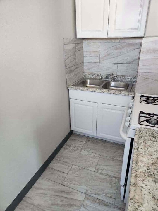 301 W 44th St in Tucson, AZ - Building Photo