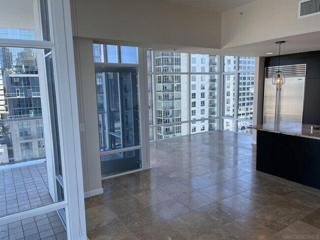 1262 Kettner Blvd-Unit -1602 in San Diego, CA - Building Photo - Building Photo