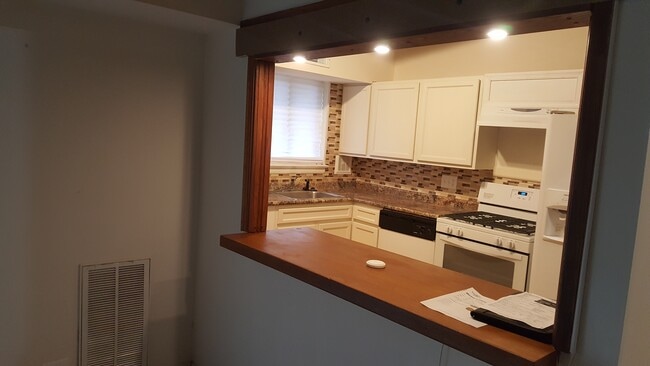 property at 11378 Cherry Hill Rd