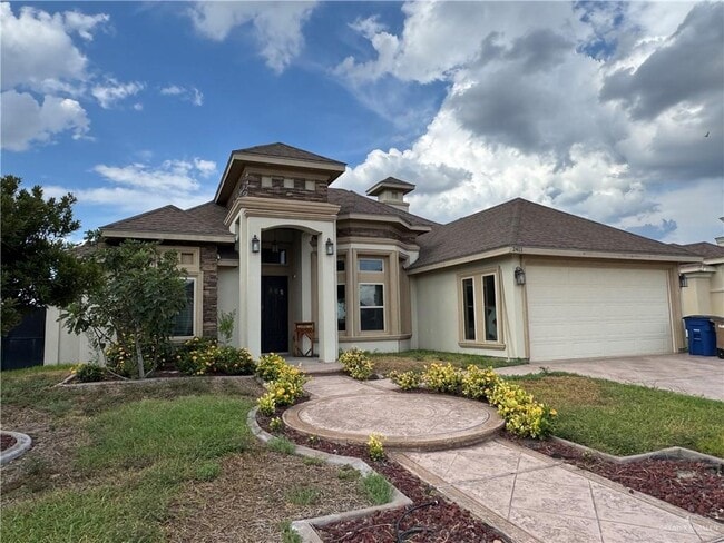 2411 McLeod Ave in Edinburg, TX - Building Photo - Building Photo