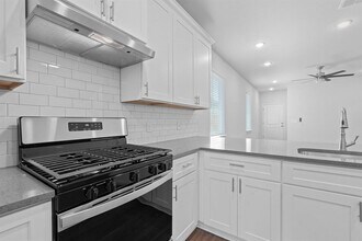 6349 Marsh Ln in Buda, TX - Building Photo - Building Photo