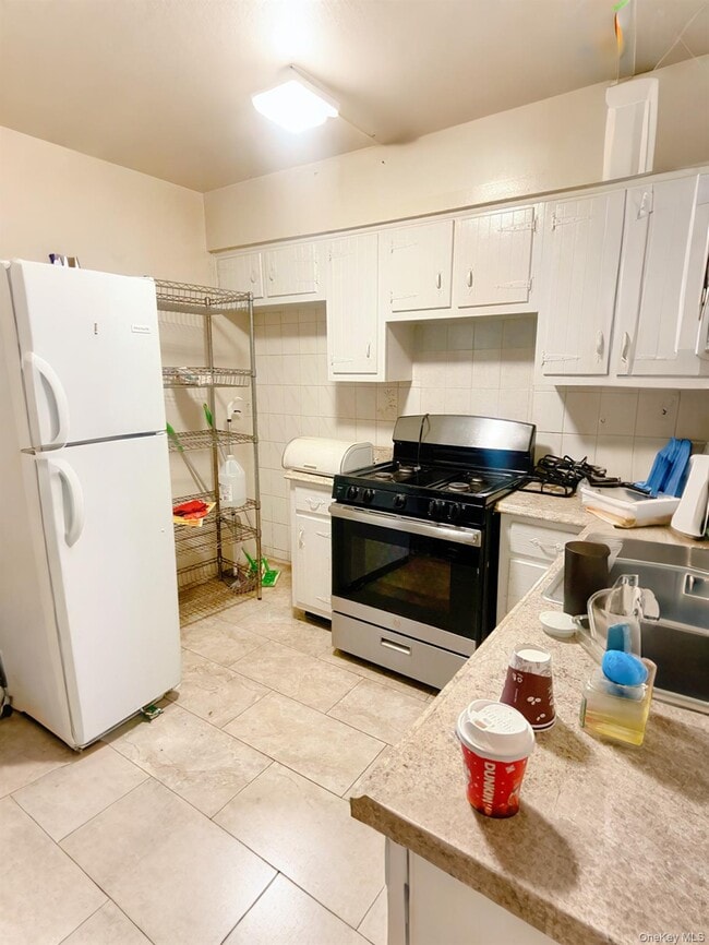 property at 1958 Burke Ave