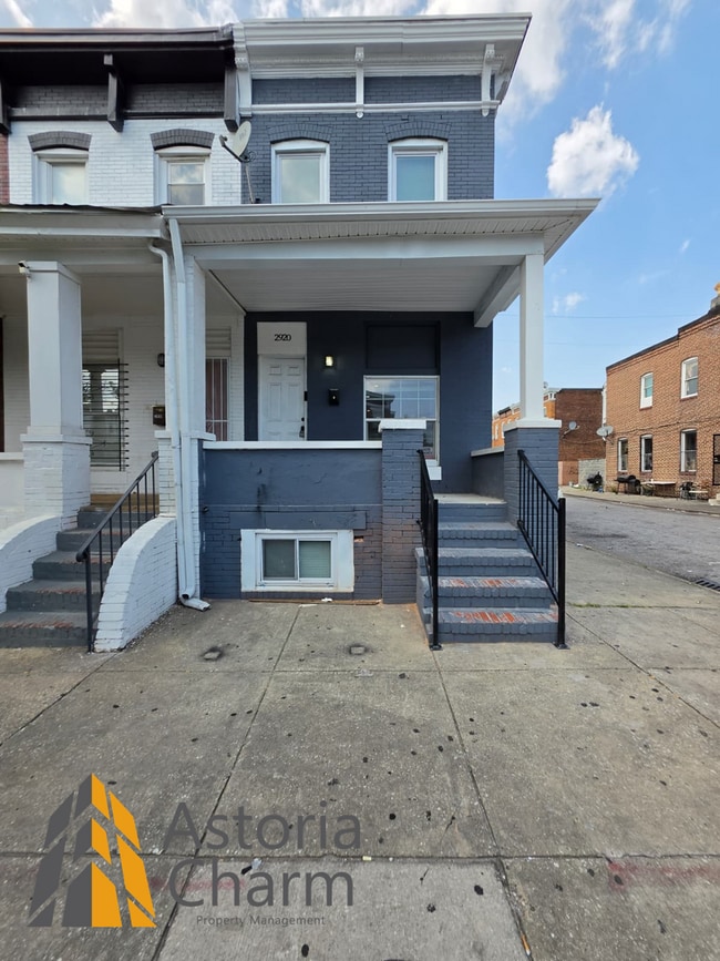 property at 2920 E Madison St
