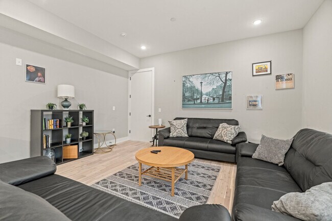 property at 2547 Grays Ferry Ave