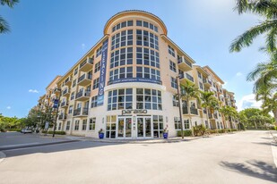 Paraiso at Fountain Square Apartments