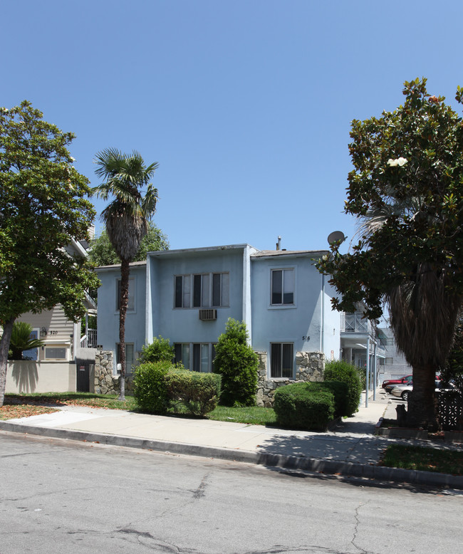 516 E Cedar Ave in Burbank, CA - Building Photo - Building Photo