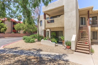 Siena Villas in Tucson, AZ - Building Photo - Building Photo