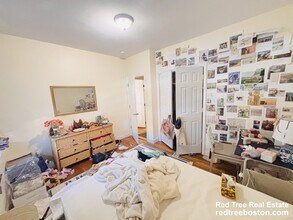 62 Egmont St, Unit 3 in Brookline, MA - Foto de edificio - Building Photo