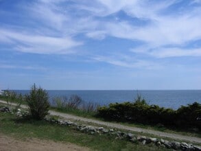 11 Great Boars Head Ave in Hampton, NH - Building Photo - Building Photo