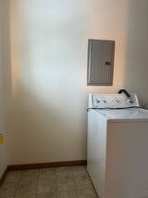 3819 Sterrettania Rd in Erie, PA - Building Photo - Building Photo