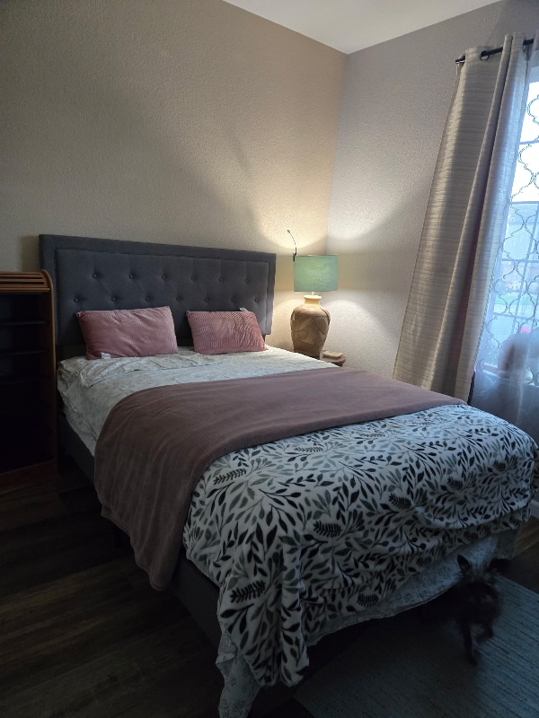 property at 5212 Antiquity Cir