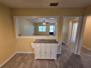 208 Harris St in Smithville, TX - Building Photo - Building Photo