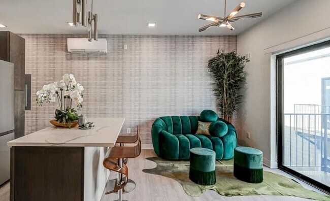 property at 421 S Broadway