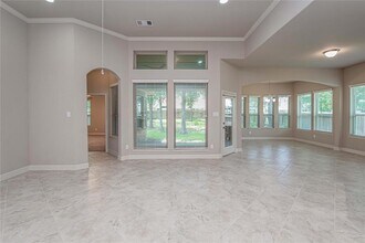 2048 Brookmont Dr in Conroe, TX - Building Photo - Building Photo