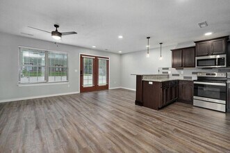 1310 S Lexington Ave in Springfield, MO - Building Photo - Building Photo