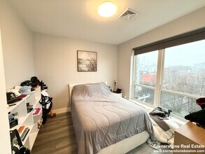 55 W 5th St, Unit 1 in Boston, MA - Building Photo - Building Photo