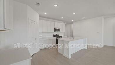 1926 Wood Warbler in New Braunfels, TX - Building Photo - Building Photo