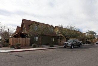 2nd Street Homes in Tucson, AZ - Foto de edificio - Building Photo
