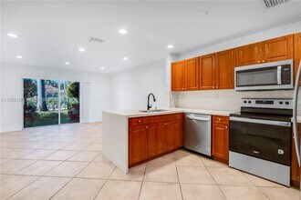 3186 SW 129th Terrace in Miramar, FL - Building Photo - Building Photo